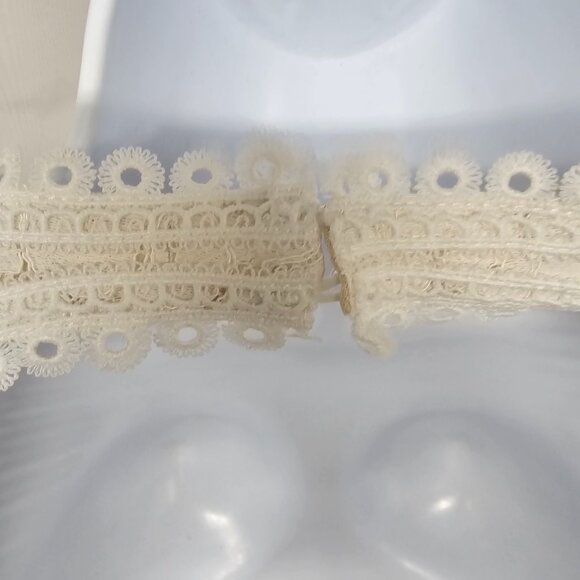 Lulus Cream Lace Jumpsuit Sleeveless Backless Coquette Flared Leg XL NWT - Picture 5 of 10